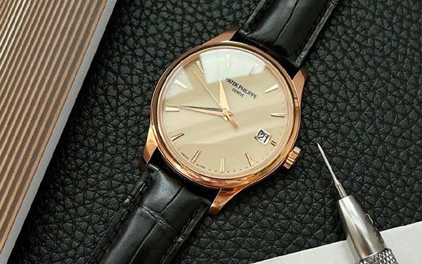 百达翡丽腕表表盘有划痕处理方法（图）